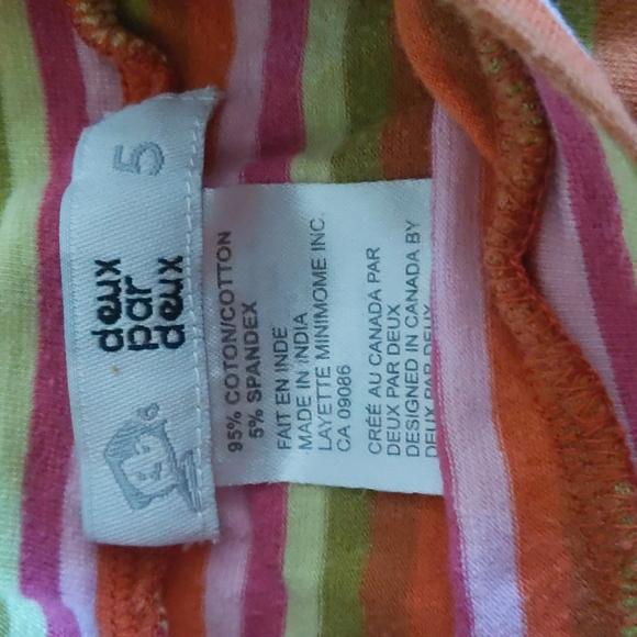 Adorable girls size 5 embroidered top and skort outfit. Purchased in Quebec. - Picture 7 of 10